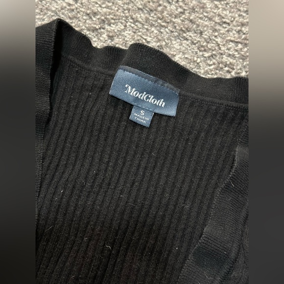 BEST OFFER ModCloth Black Cardigan SZ Small - Picture 2 of 3